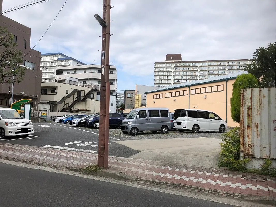 江戸川区中葛西４丁目　月極駐車場